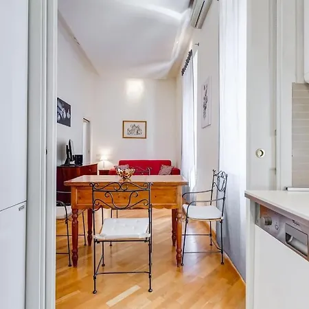 Crescenzio St Peter's House Apartmán